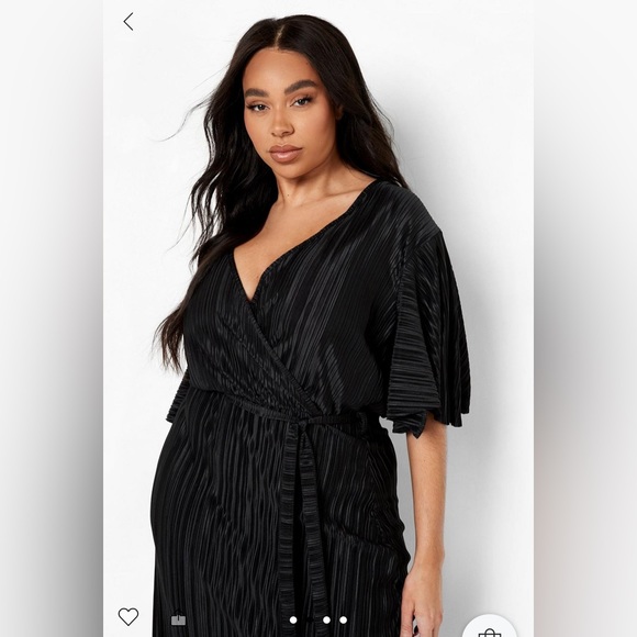 Plus Plisse Wrap Dress - Picture 3 of 9